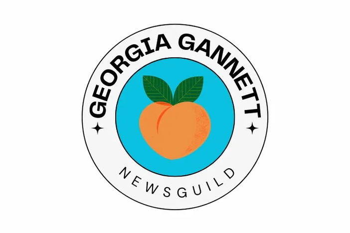 The seal of Georgia Gannett NewsGuild, which has an illustrated peach at the center