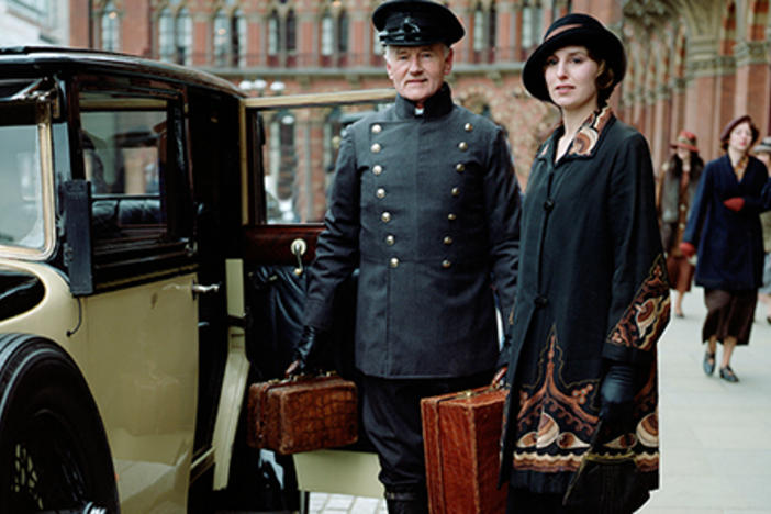 Lady Edith tools around London in season four of Downton Abbey.