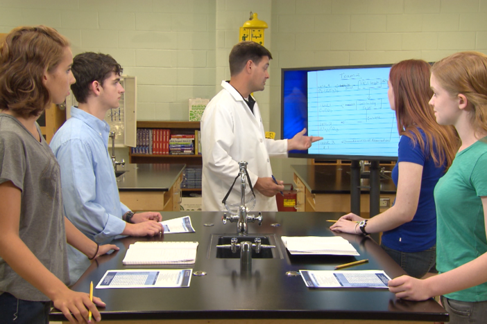 The students discuss their lab results in this segment.