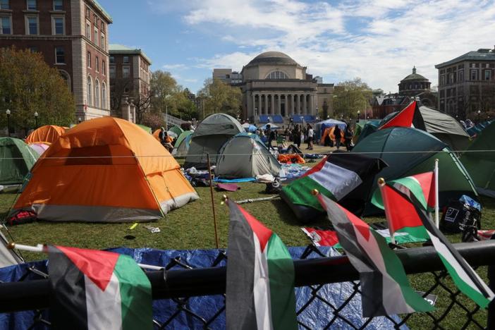 Students continue to maintain a protest encampment in support of Palestinians on the Columbia University campus, during the ongoing conflict between Israel and the Palestinian Islamist group Hamas, in New York City, U.S., April 24, 2024, REUTERS/Caitlin Ochs
