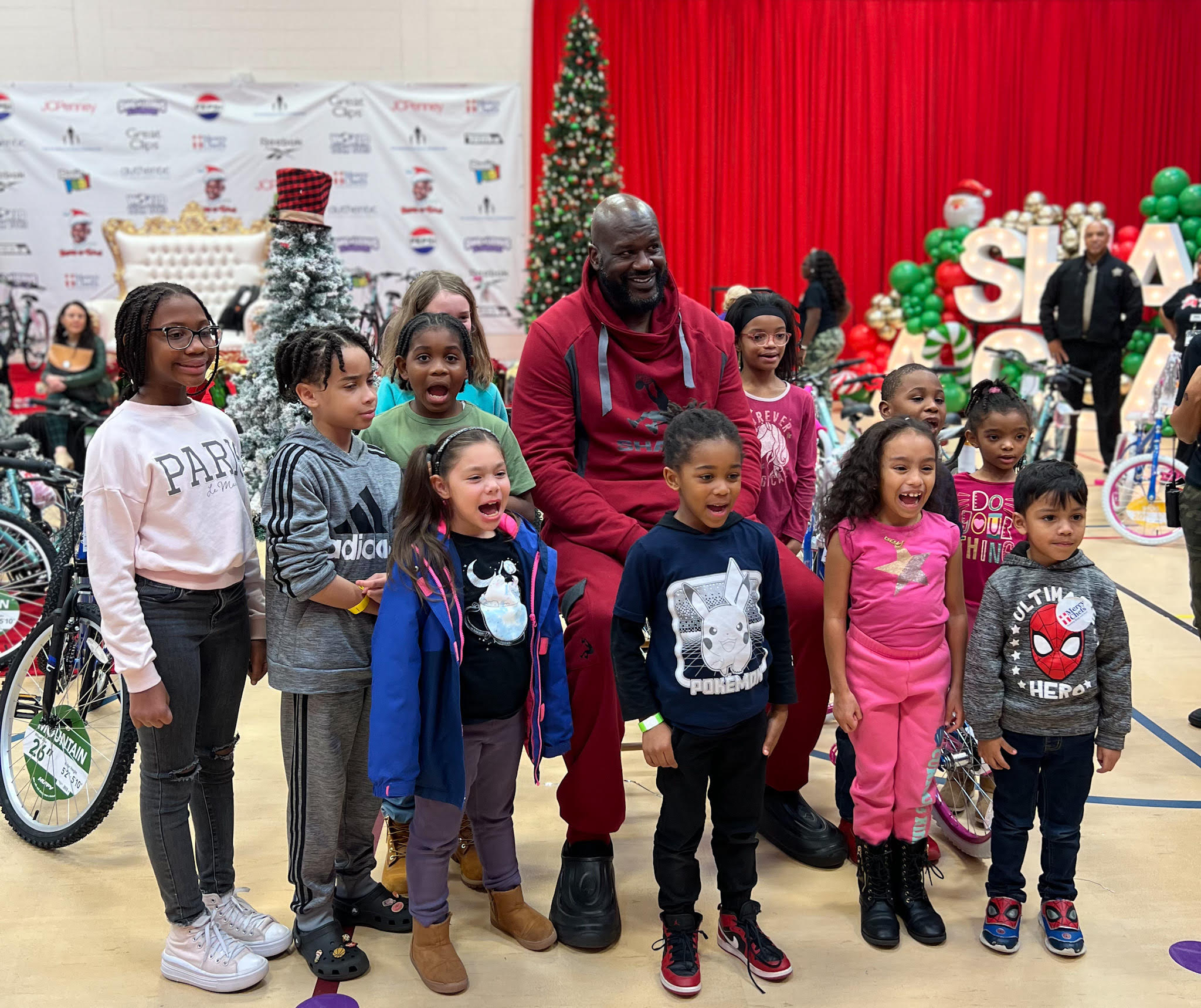I just want them to be happy.' Shaq brings big smiles to Georgia kids for  the holidays | Georgia Public Broadcasting