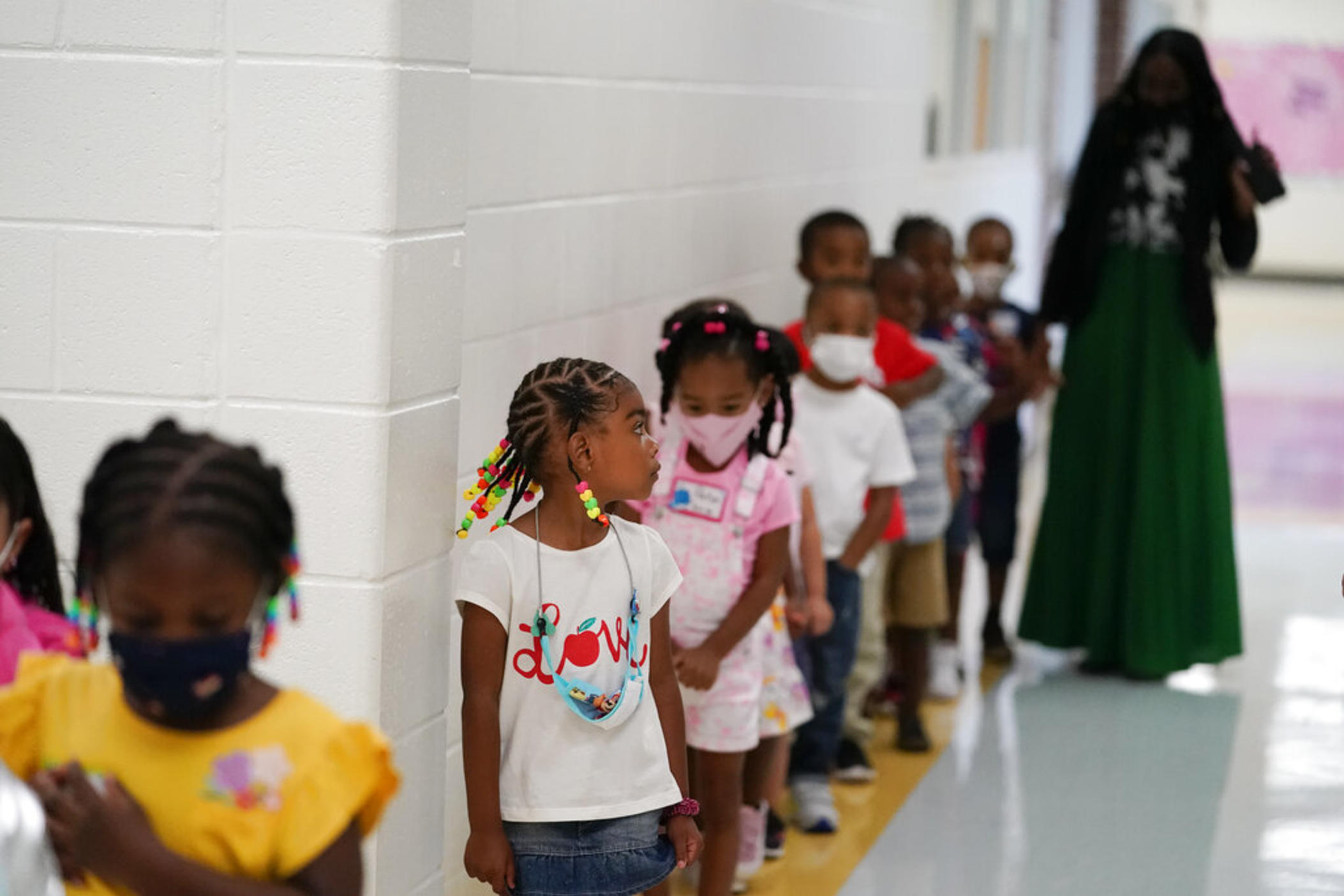 Kemp: Let parents opt students out of masks in Georgia | Georgia Public 