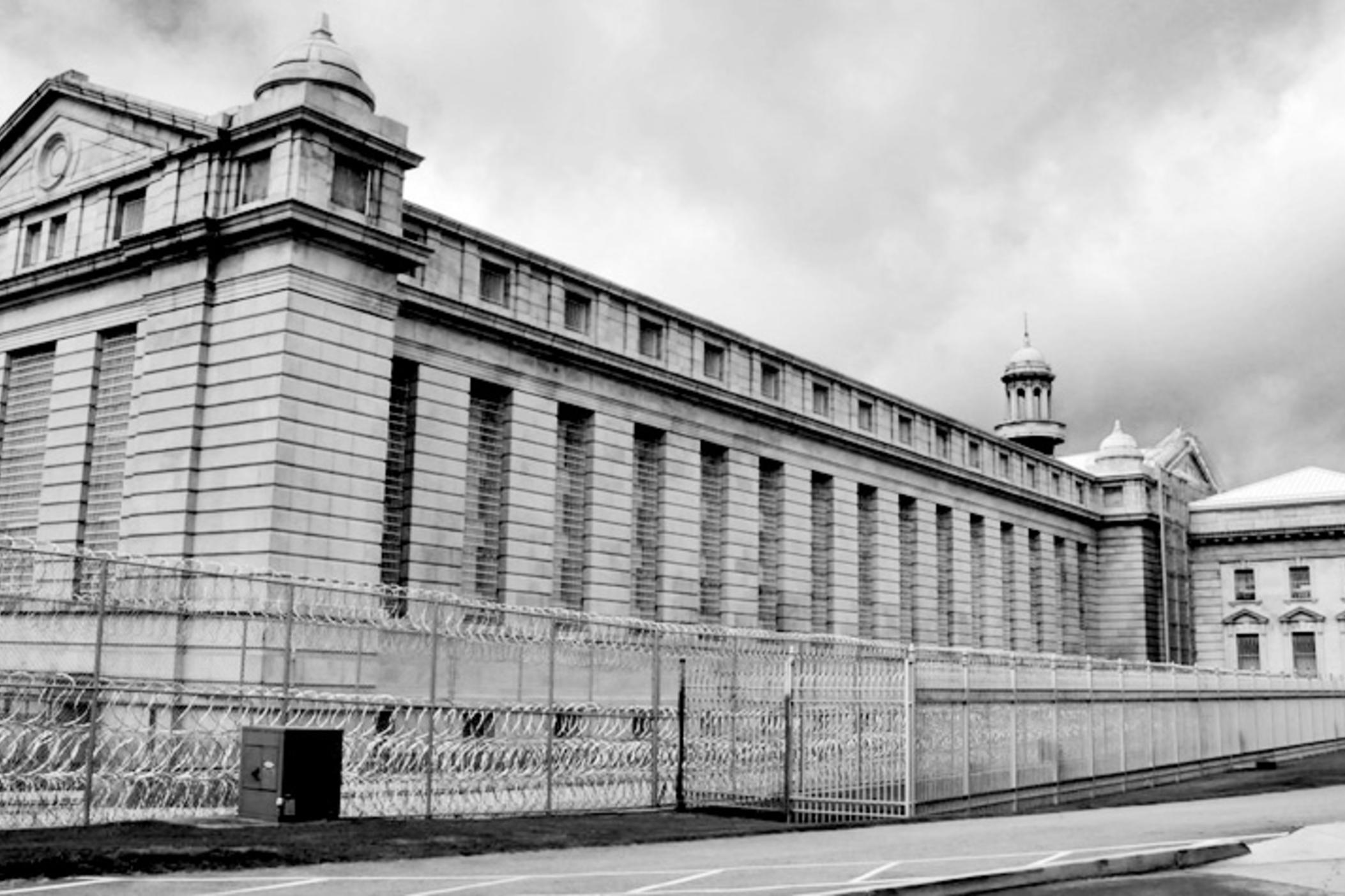 A U.S. Senate investigation found that inmates at the Atlanta Federal Penitentiary were routinely denied nutrition, clean drinking water, hygiene products and proper medical care. The report found that cells were infested with rats and roaches. 
