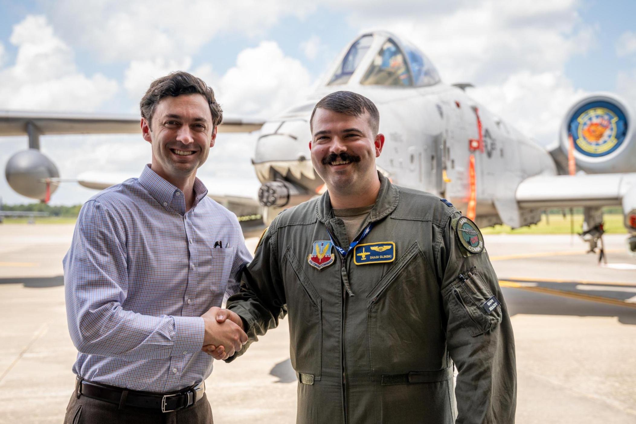 Sen. Jon Ossoff with Moody Air Force Base service member