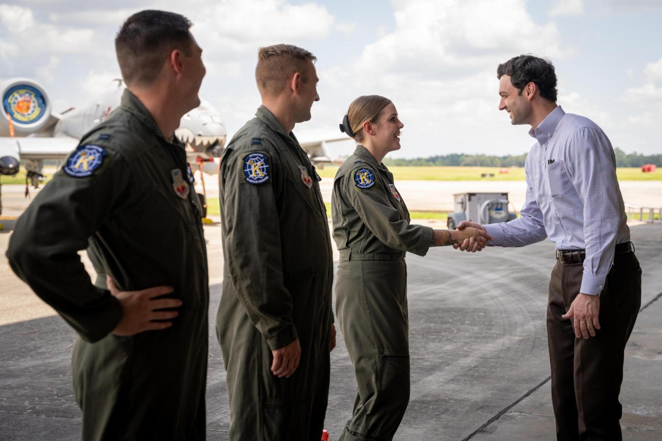 Sen. Ossoff greeting service members