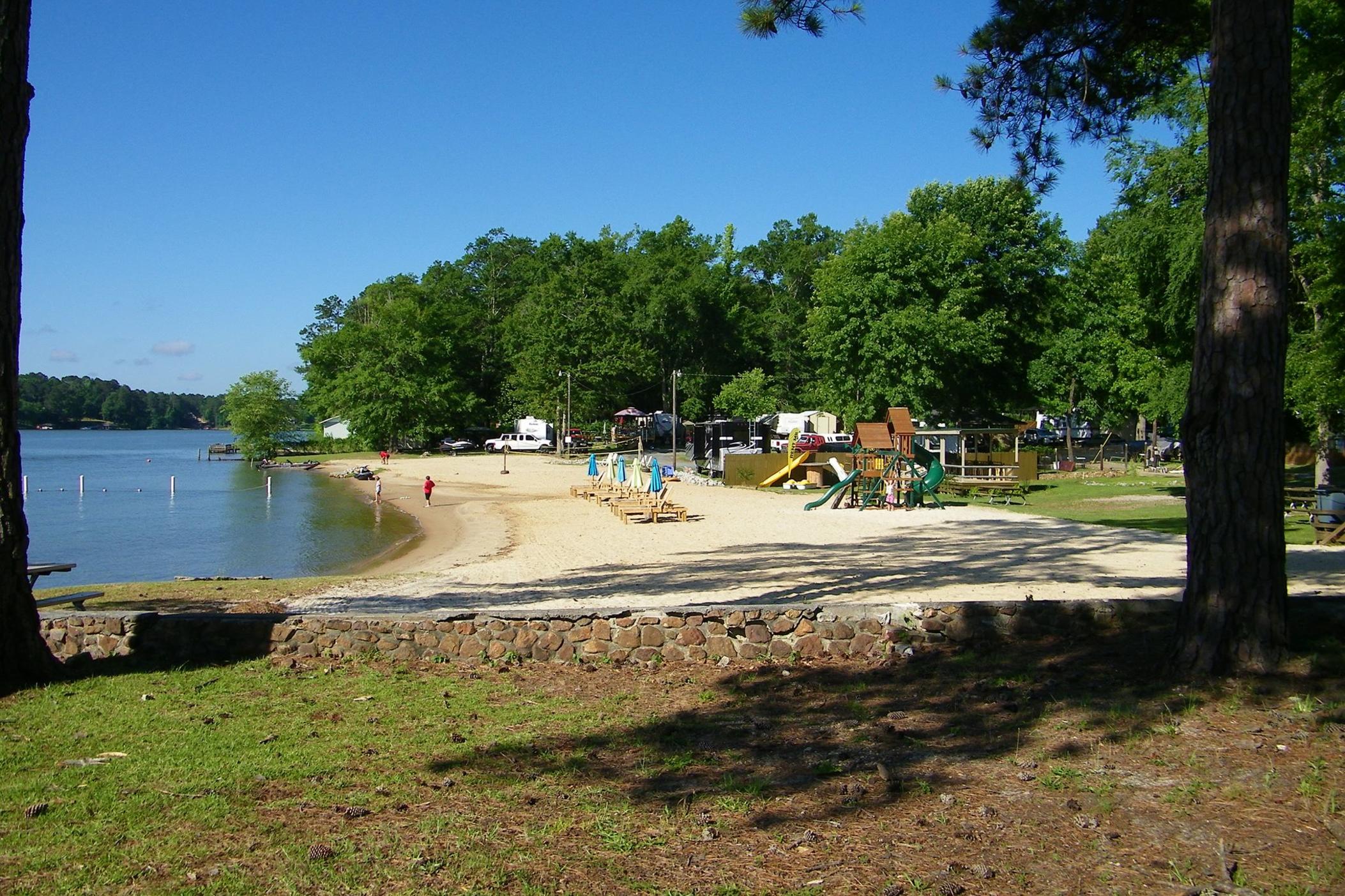 Shirley and Russell Dermond ilved on Lake Oconee in Putnam County, Ga. Her body was discovered in the lake on May 10, 2014. The FBI announced new evidence on May 2, 2024.