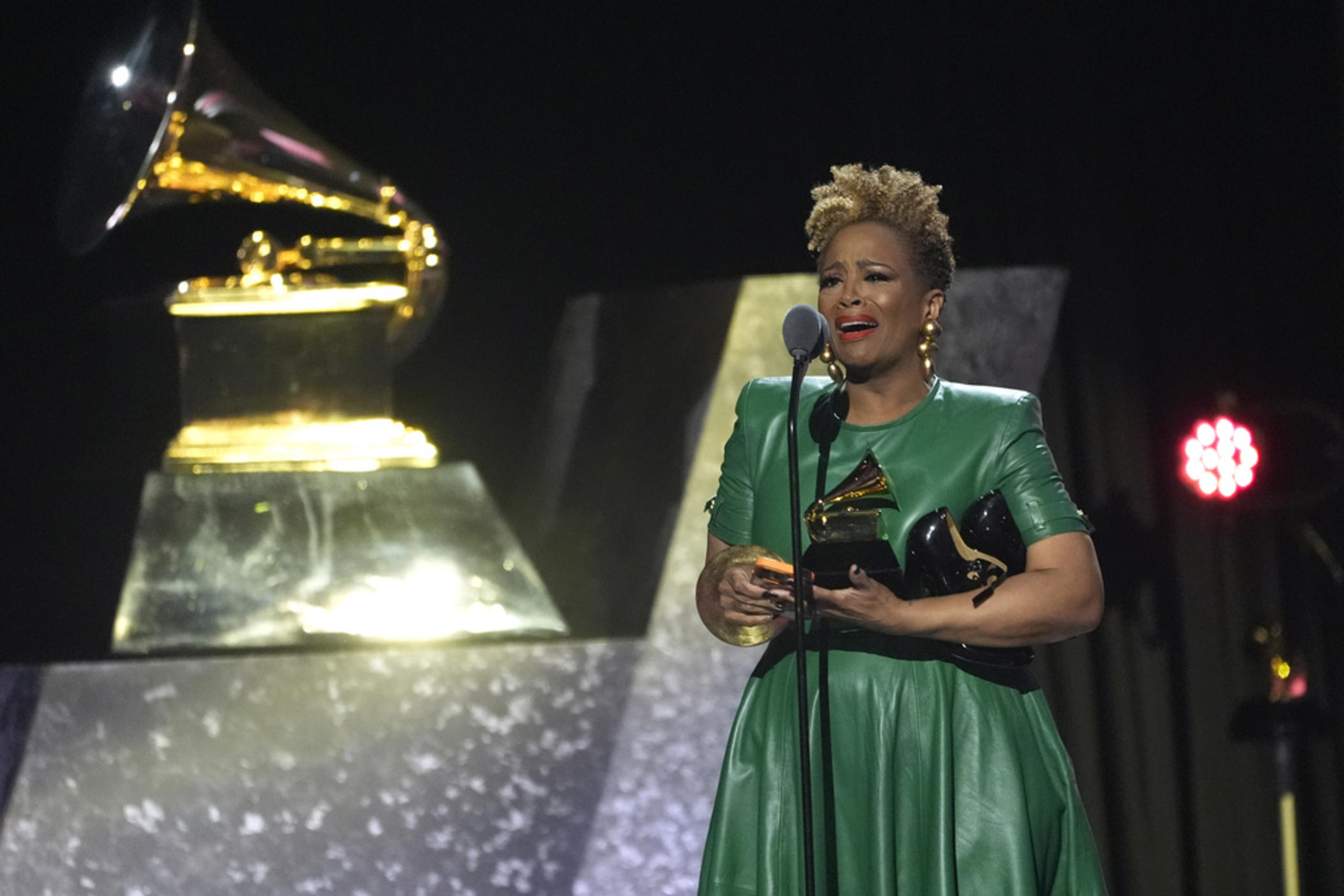 Avery*Sunshine accepts the award for best progressive r&b album for "So Glad to Know You" during the 67th annual Grammy Awards on Sunday, Feb. 2, 2025, in Los Angeles. 