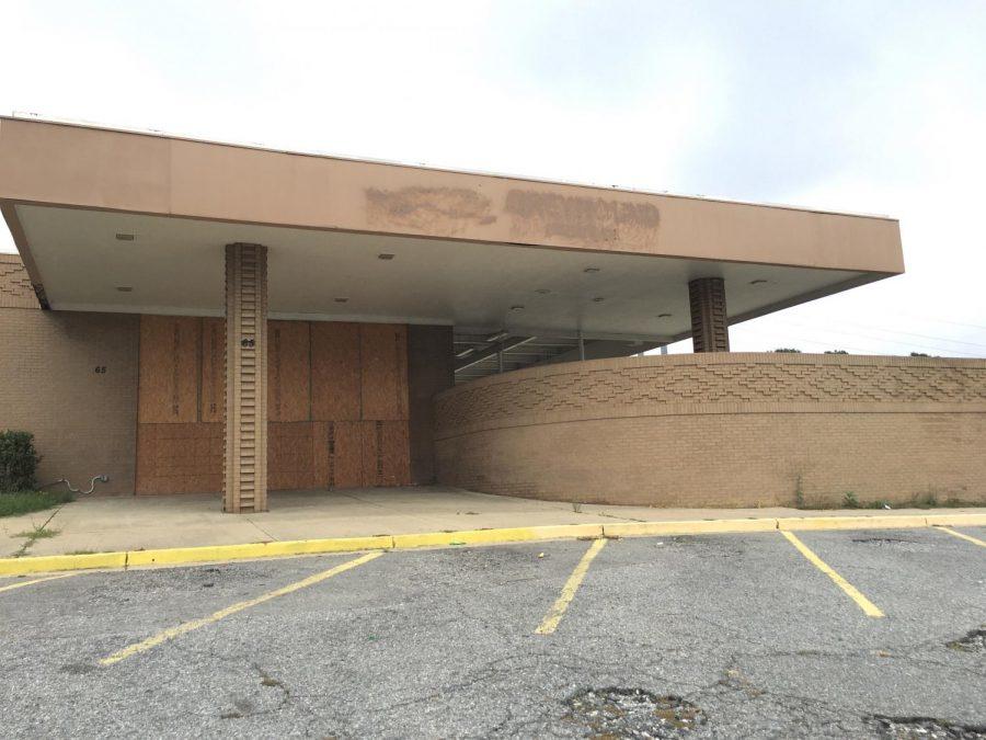 A local contractor could have an uphill battle trying to get approval to put a liquor store in the old Greyhound bus station at 71 Spring St.