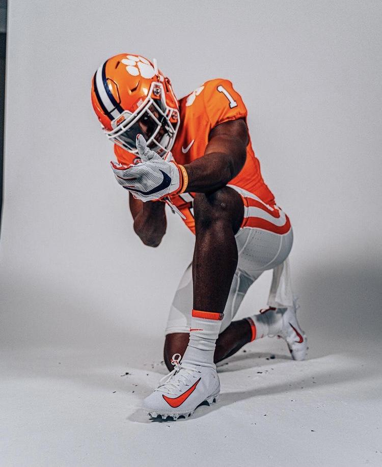 Barrett Carter in Clemson jersey