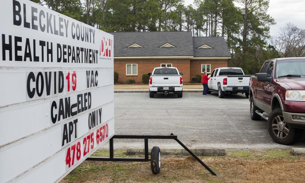 A sign at the Bleckley County Health Department on the first day of Phase 1a Plus vaccine access.