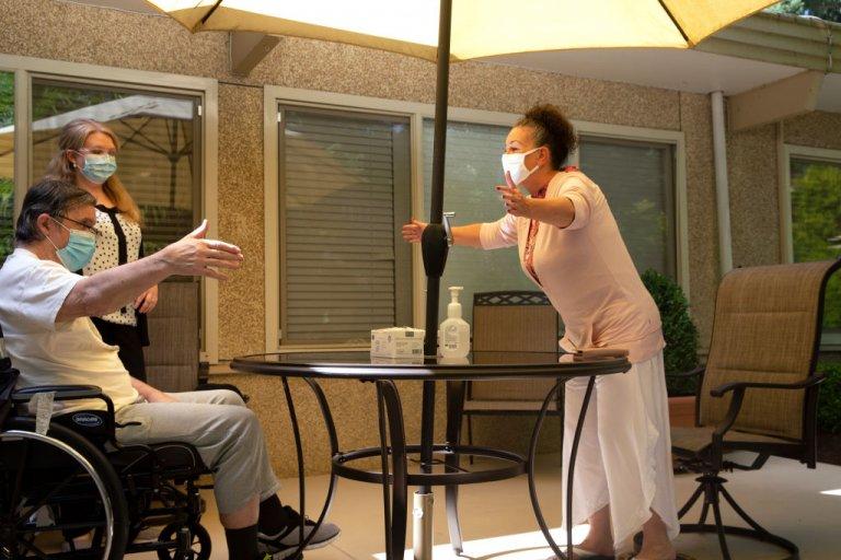 Hospitals and long-term care facilities would be forced to allow essential caregivers to have contact with a patient for at least two hours per day under a bill the Georgia House passed Monday.