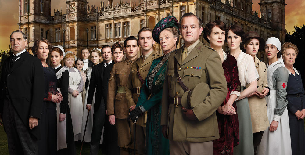 Cast of Downton Abbey season two.