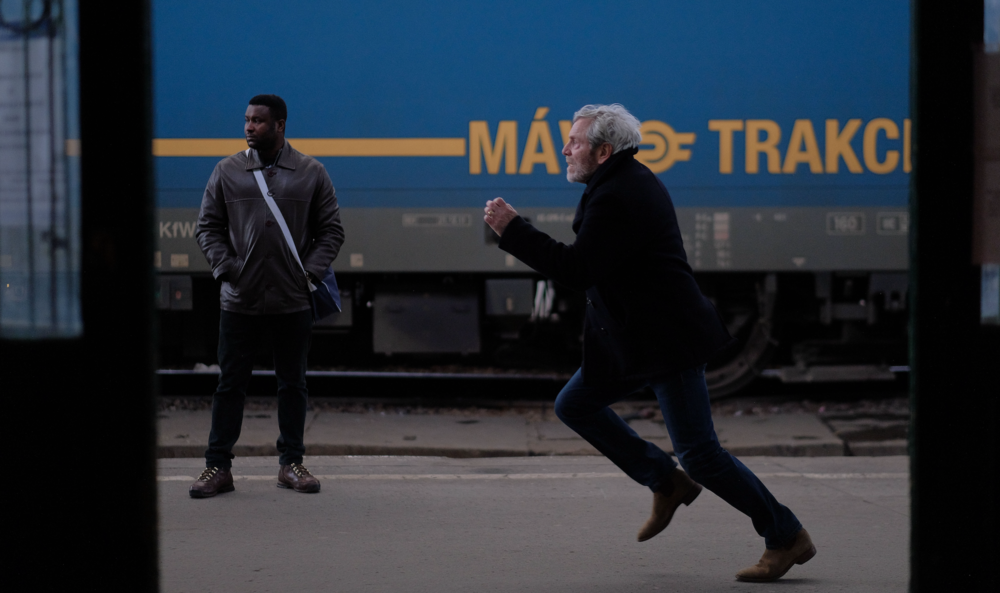 Tcheky Karyo as Julien Baptiste