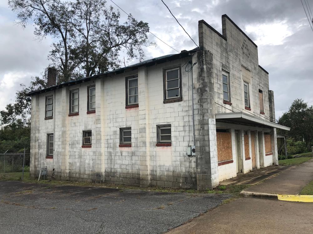 Built in 1949 and operated until 1969, the Imperial Hotel in Thomasville, GA was one of ten hotels featured in the Green Book, a travel guide for African American tourists detailing hotels, restaurants and shops that would serve them during the Jim Crow era. 