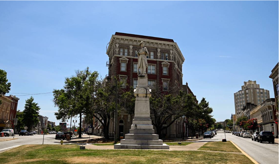 The Confederate monument located at Second St. and Cotton Ave. will be moved to Whittle Park out front of Rose Hill Cemetery Wednesday morning. 