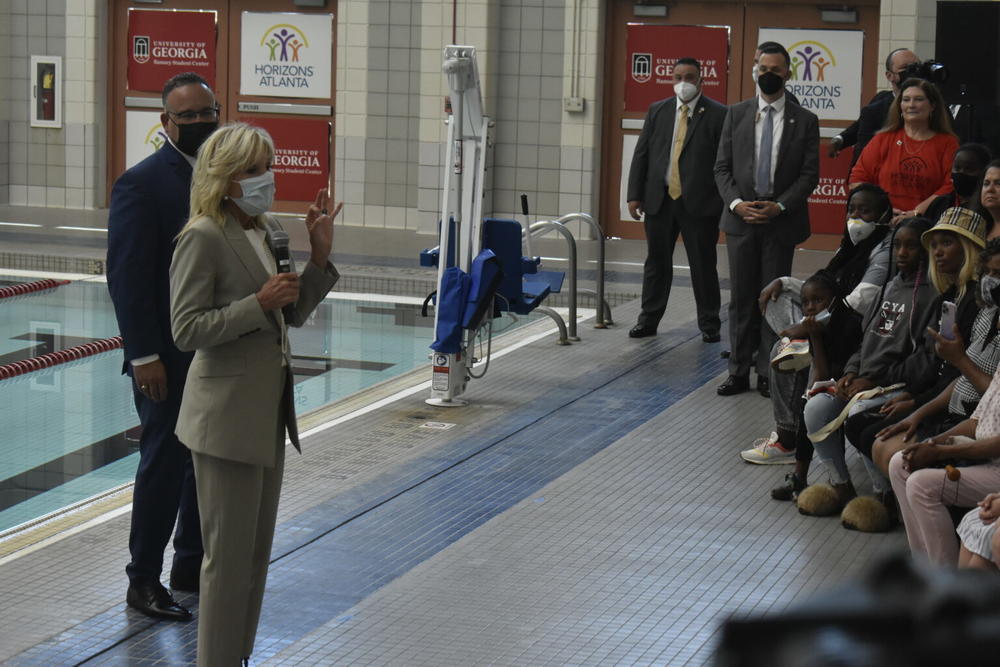  First lady Jill Biden touts the role of the American Rescue Plan’s learning loss prevention funds to a group of parents in Athens. 