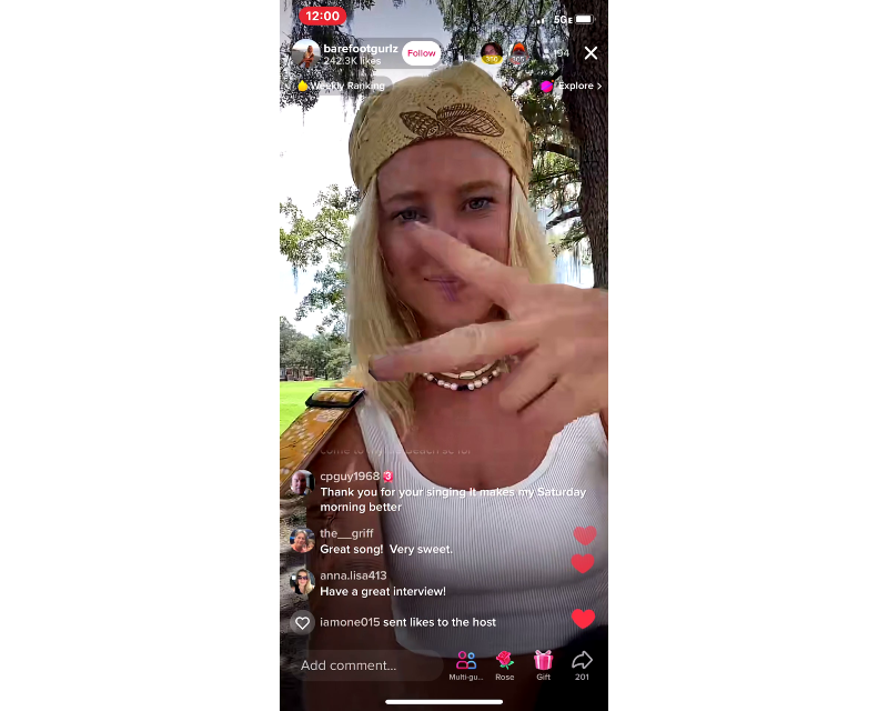 Clara Waidley signs off to her TikTok viewers before ending the live stream: “Peace out, you guys!”