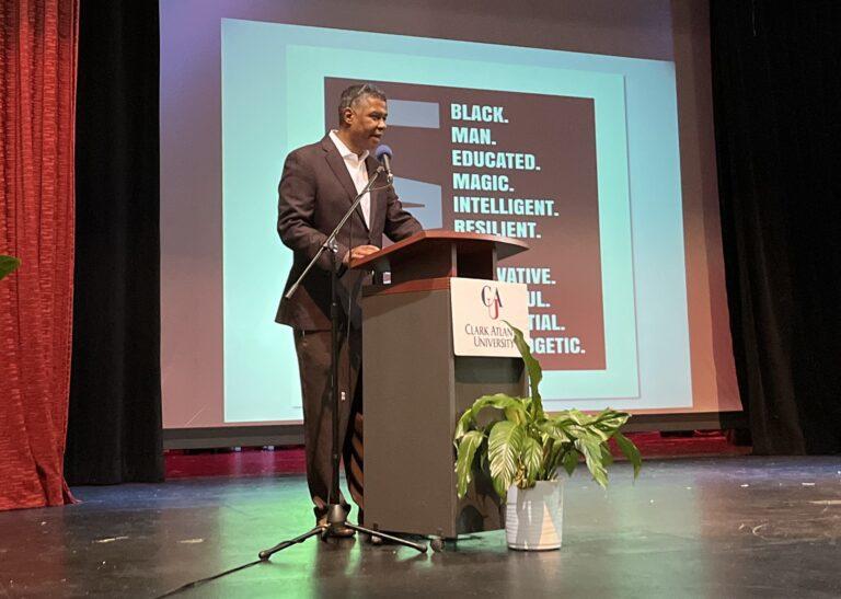 House Minority Leader James Beverly, a Macon Democrat, speaks at Clark Atlanta University on the eve of early voting. Jill Nolin/Georgia Recorder