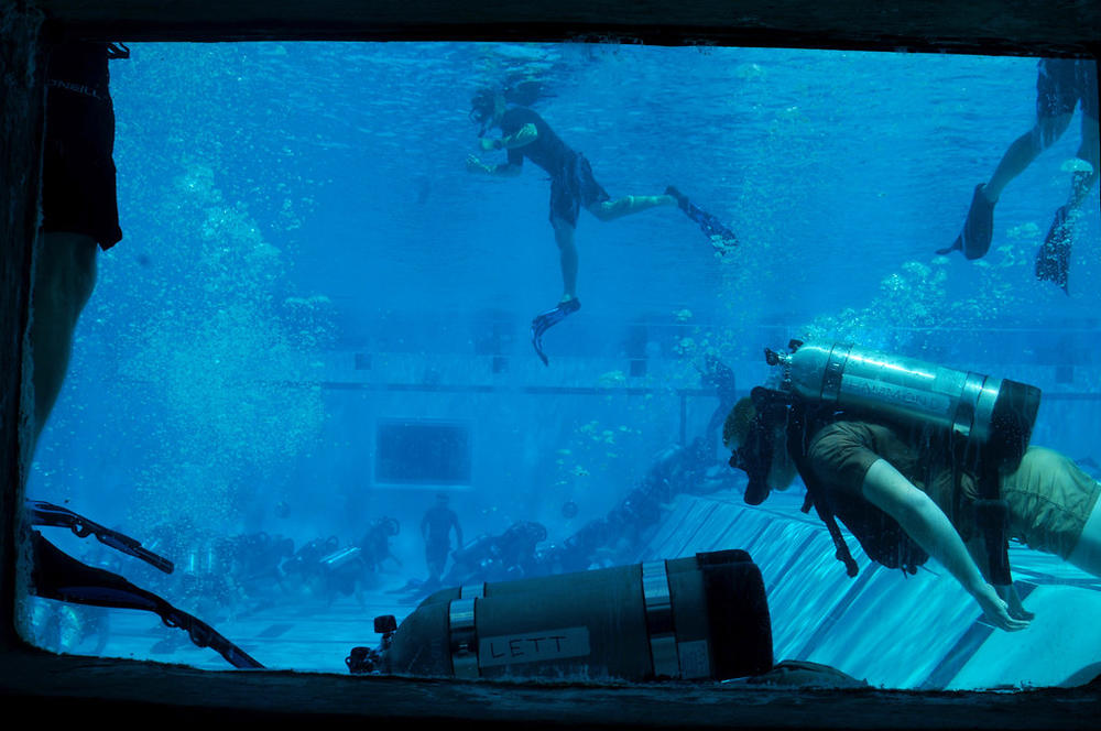 Scuba-diving instruction takes place at a U.S. Navy training facility (not involved in this case).