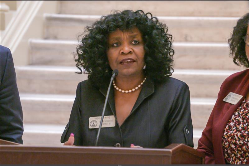 Democratic state Rep. Viola Davis introduced bills for police accountability