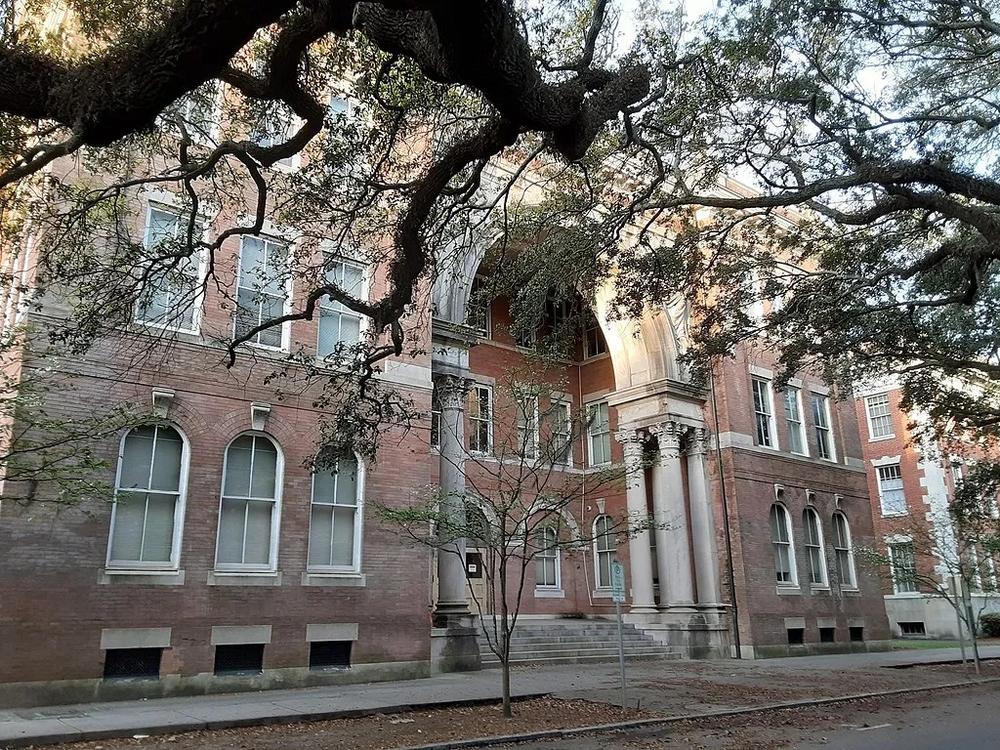 Main office for the Savannah-Chatham Public School System at 208 Bull St., Savannah Credit: Wikimedia Commons