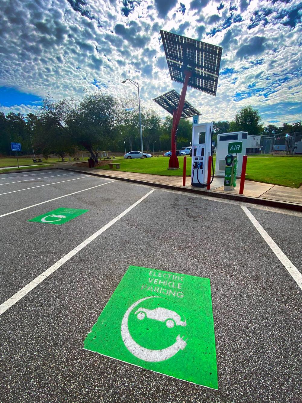 The Welcome Center on I-85 in Georgia on the western end of The Ray has a solar-powered electric vehicle charging station. Mike Haskey / Ledger-Enquirer