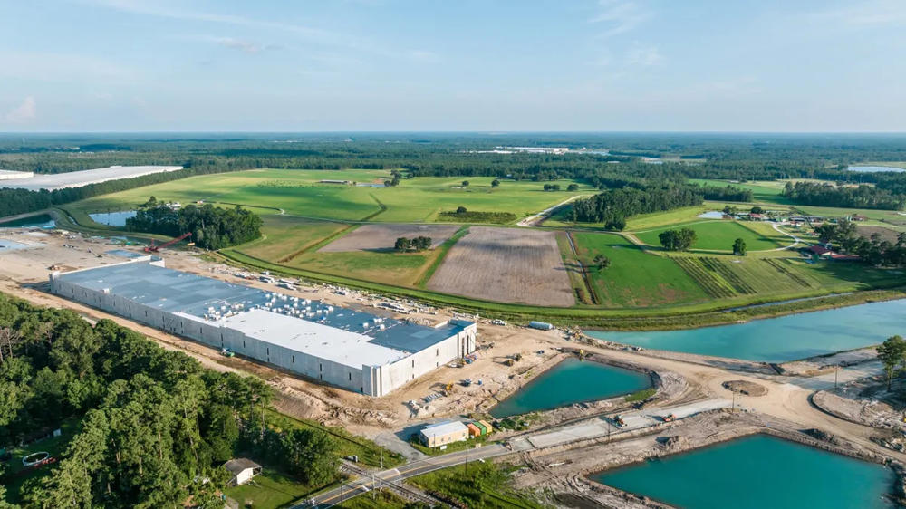 Ottawa Farms in Bloomingdale is the site of several new warehouses being constructed. 
