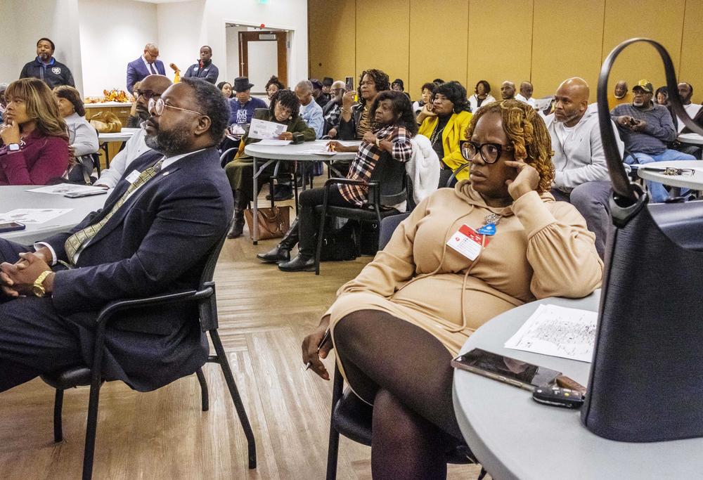 Over 100 people filled a conference room at Macon's Elaine Lucas Senior Center Monday to learn more about the special session of the Georgia General Assembly. 