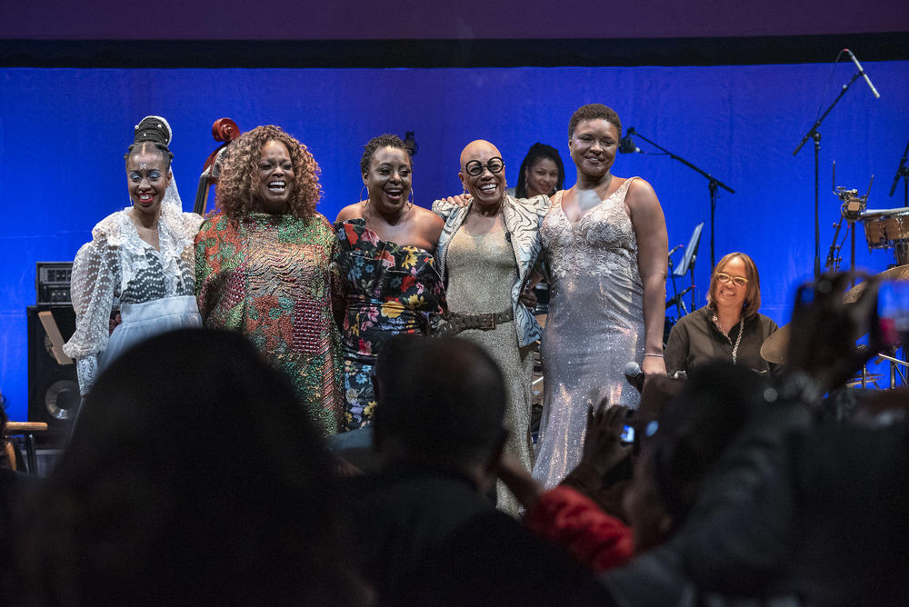 The Songs of Social Justice Performance featured (l-r) Jazzmeia Horn, Dianne Reeves, Ledisi, Dee Dee Bridgewater and Lizz Wright (as Terri Lyne Carrington smiles from the drums)