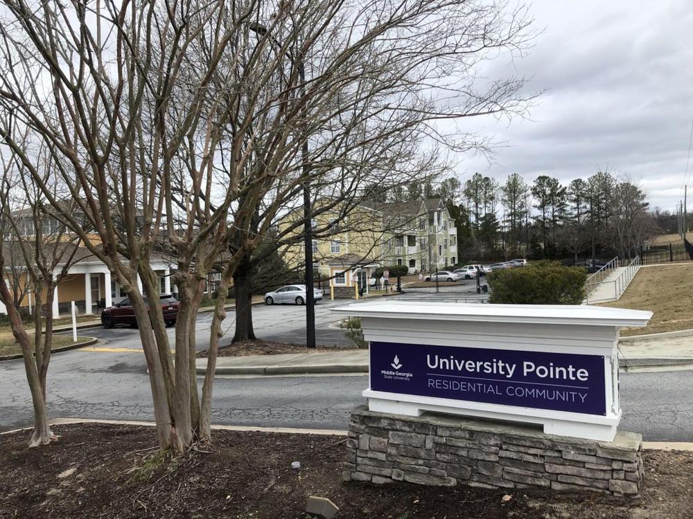 Middle Georgia State University plans to renovate four “dangerous” student apartment buildings through a bond resolution from the Development Authority of Bibb County. 