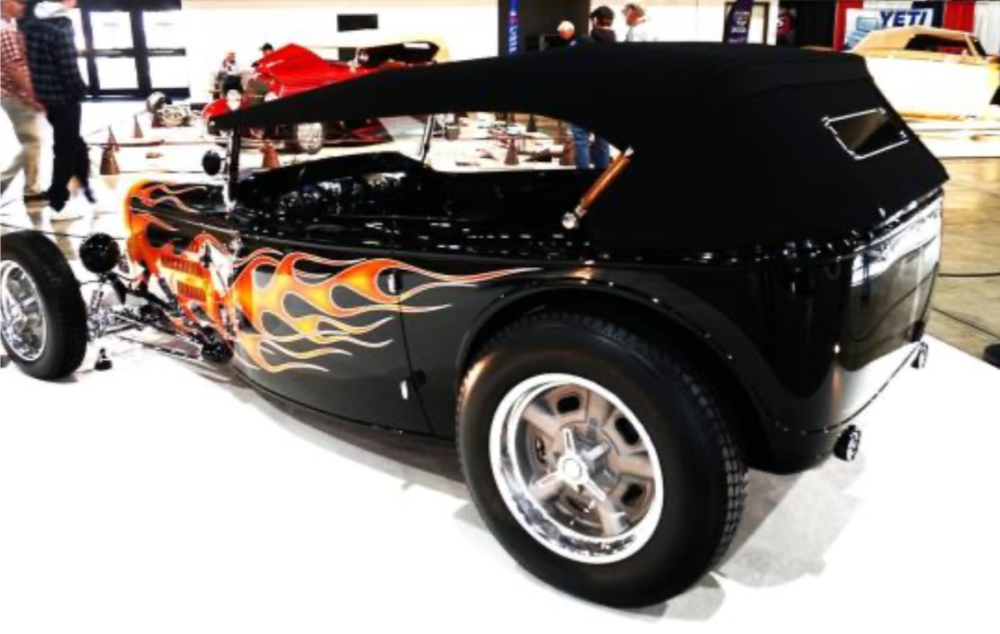 A few weeks ago, America’s Most Beautiful Roadster (AMBR) Award was presented to the owner of an amazing 1932 Ford Phaeton.