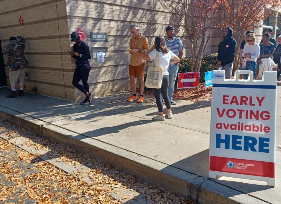 Georgia voters in line to vote.