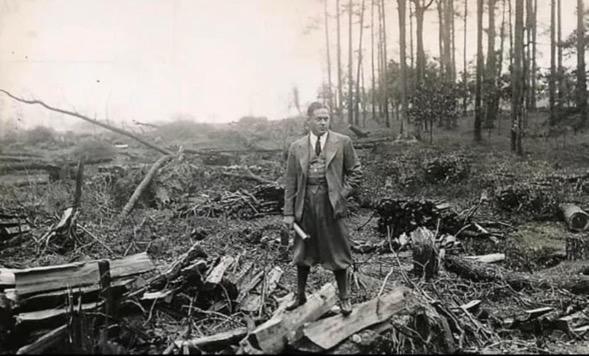 The Calhouns are as deeply rooted in the red Georgia clay as the giant Buckhead Oaks along West Paces Ferry.  And among the family stories and anecdotes of generational Atlanta living, an ace involves a legend.