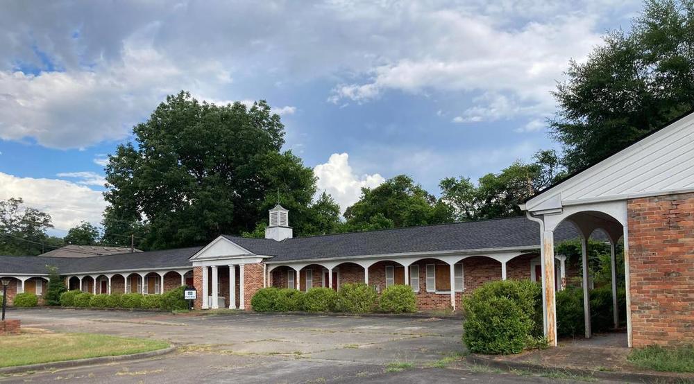 A certificate of appropriateness has been approved for the demolition of the New Perry Hotel and Motel. The one-story motel, added to the property behind the hotel in 1955, is pictured here. (Becky Purser/The Telegraph)