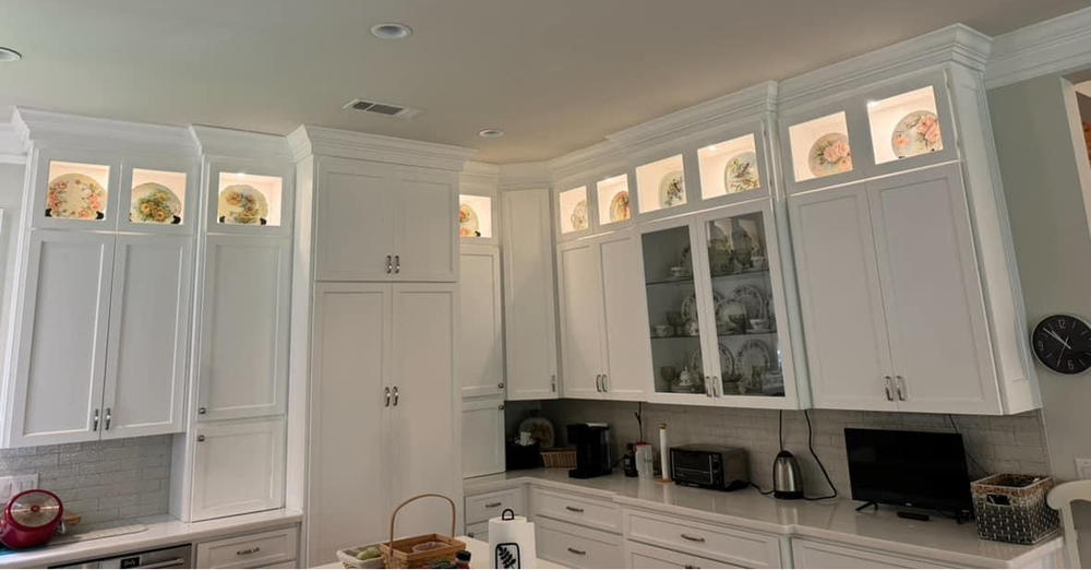 Plates displayed in former Governor Deal's Kitchen