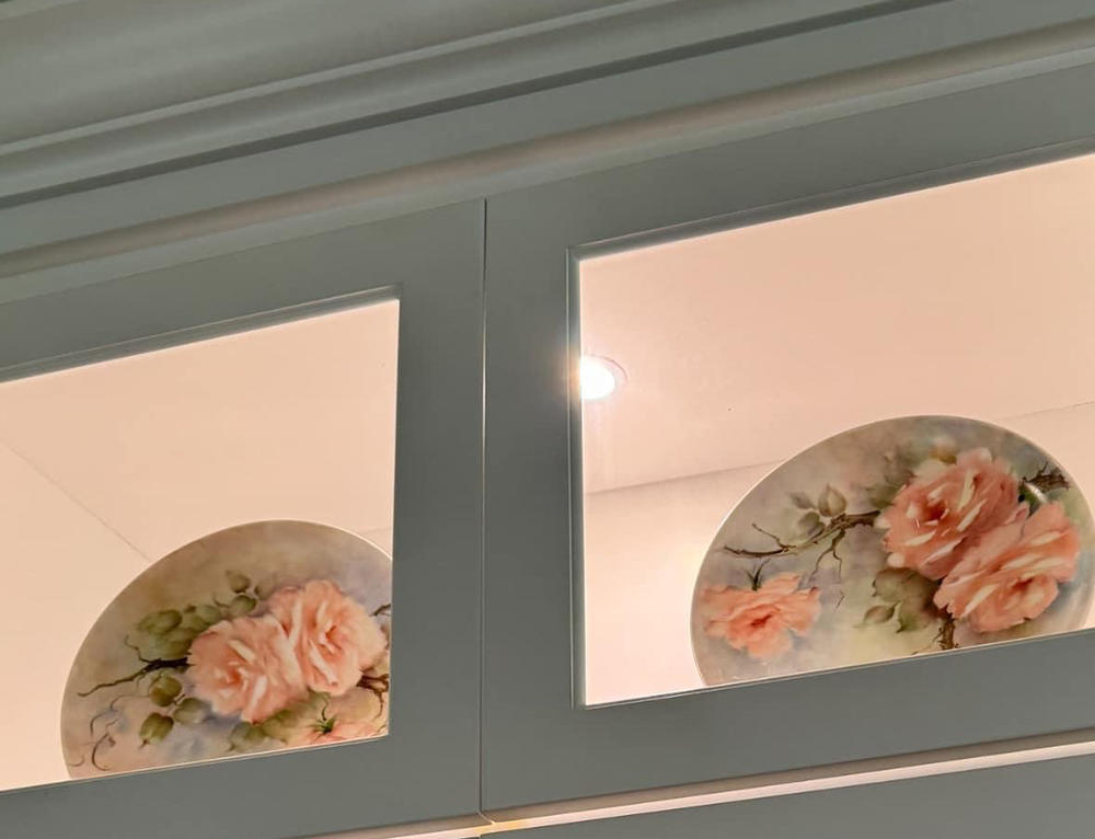 Close-up of hand-painted plates in former Governor Deal's kitchen.