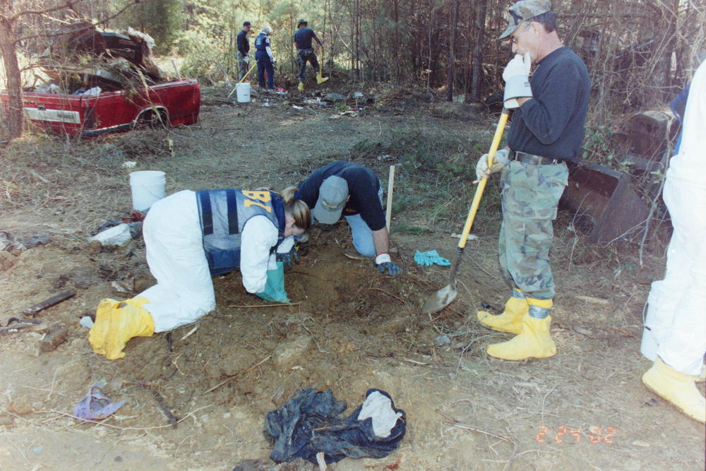 GBI agents in 2002 search for bodies on the property of Tri-State Crematorium in Noble, Ga.