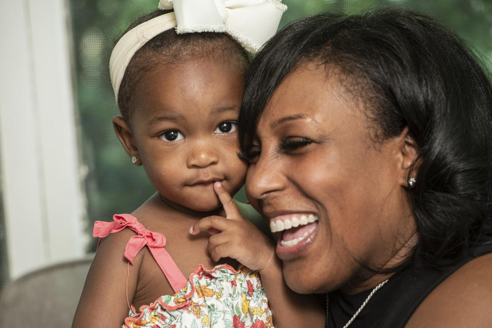 Raquel Robinson poses with her one-year-old daughter Londyn Crenshaw
