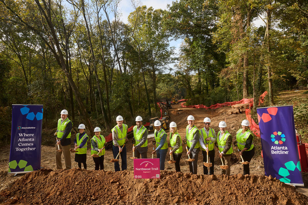 Atlanta Mayor Andre Dickens, Atlanta Beltline, Inc. President & CEO Clyde Higgs, and other community leaders pictured breaking ground on Northwest Trail—Segment 1 in Buckhead on Oct. 31, 2024. Photo by Erin Sintos