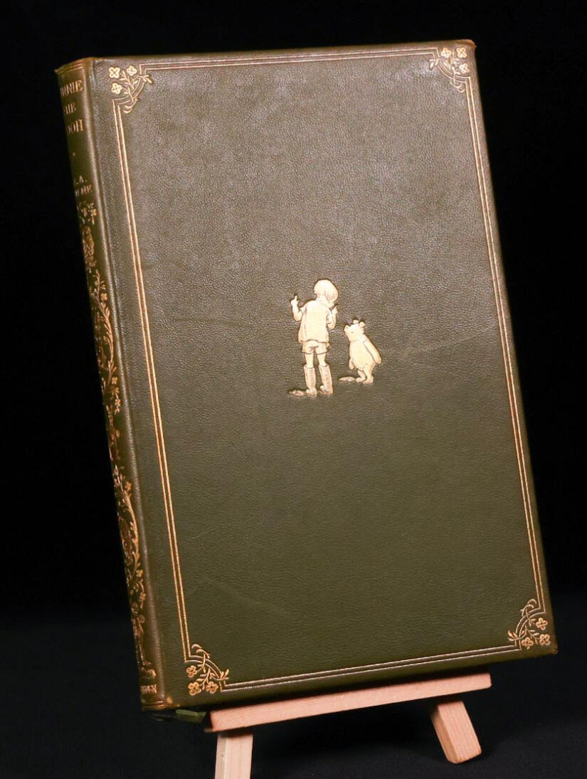 Rare Winnie The Pooh Collectible Book
