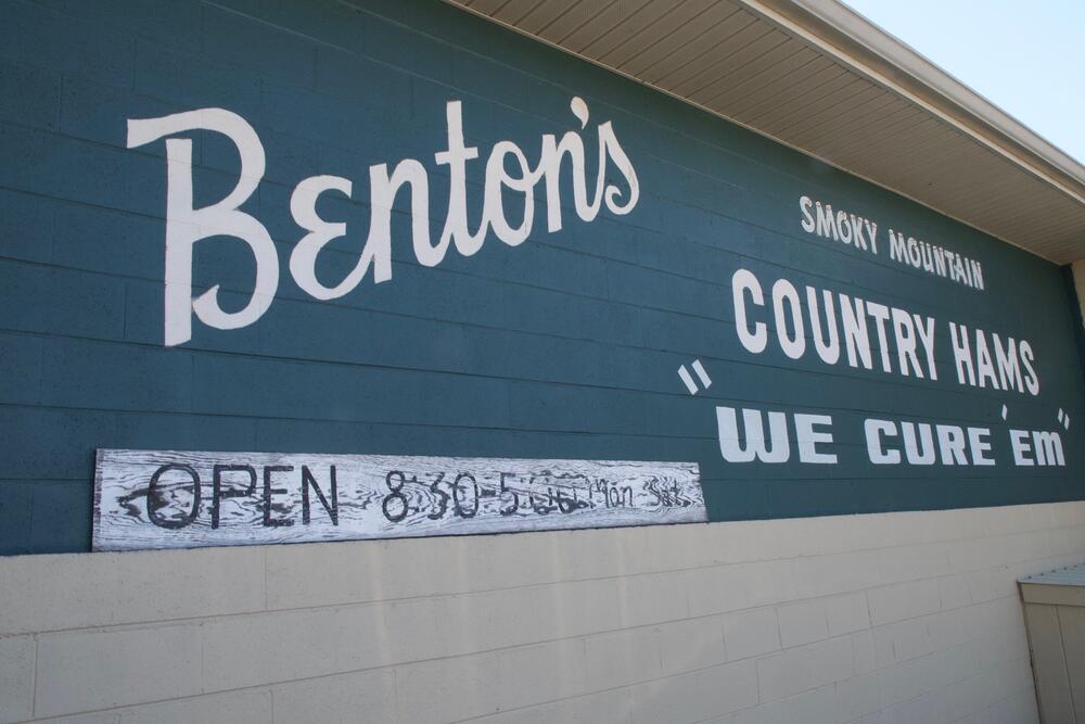 Hand painted sign on Benton's Smoky Mountain Country Hams (Madisonville, TN)