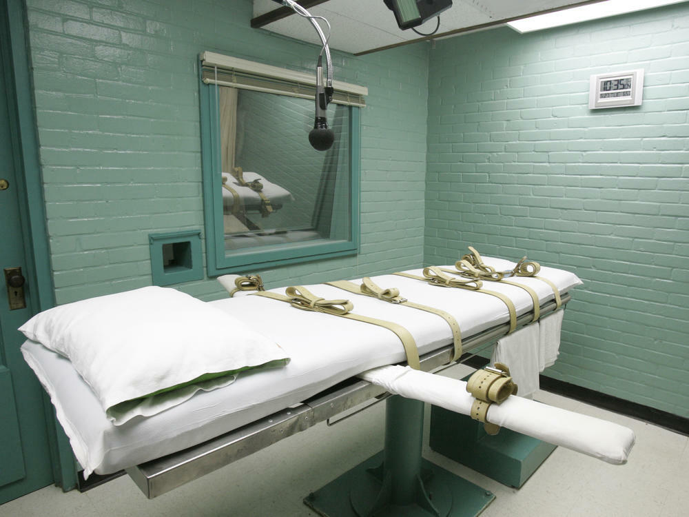 A bed with straps used for capital punishment by lethal injection