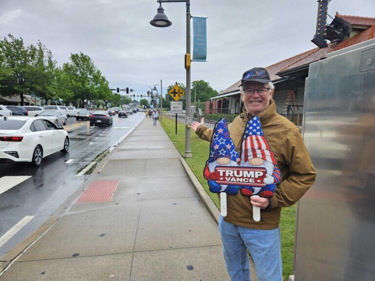 Pro-Trump counter-protester John Thomas said he thinks lawmakers should host town halls even if they are likely to be disrupted. Ross Williams/Georgia Recorder