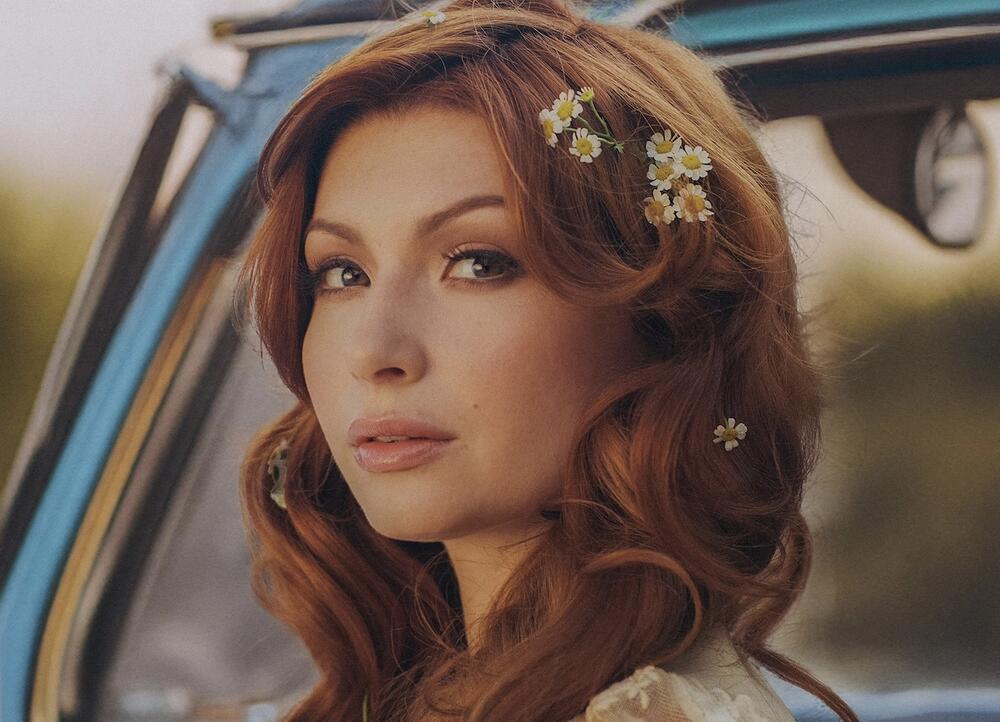 Willow Avalon is a country singer from Carlton, Ga., who is making a splash with her songwriting and style.