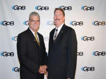 Former GADA President Jeff Beggs (L) and current GADA President Bob Stinchcomb. Photo by Cheryl Alford