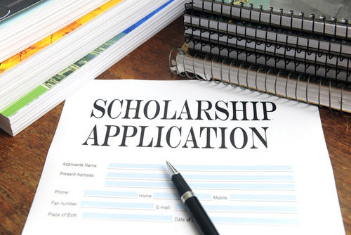 College Scholarships are available, if you know when to look College Scholarships are available, if you know when to look