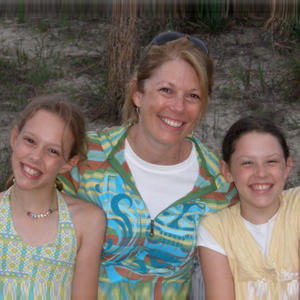Dawn Killenberg, part-time freelancer and full-time mom, savors the fun and the exhaustion of summer vacation with her twins. Dawn Killenberg, part-time freelancer and full-time mom, savors the fun and the exhaustion of summer vacation with her twins.