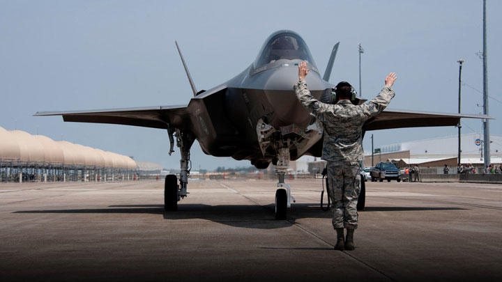 Columbus is the new home to Pratt & Whitney's 105,000 square foot facility. Columbus is the new home to Pratt & Whitney's 105,000 square foot facility.