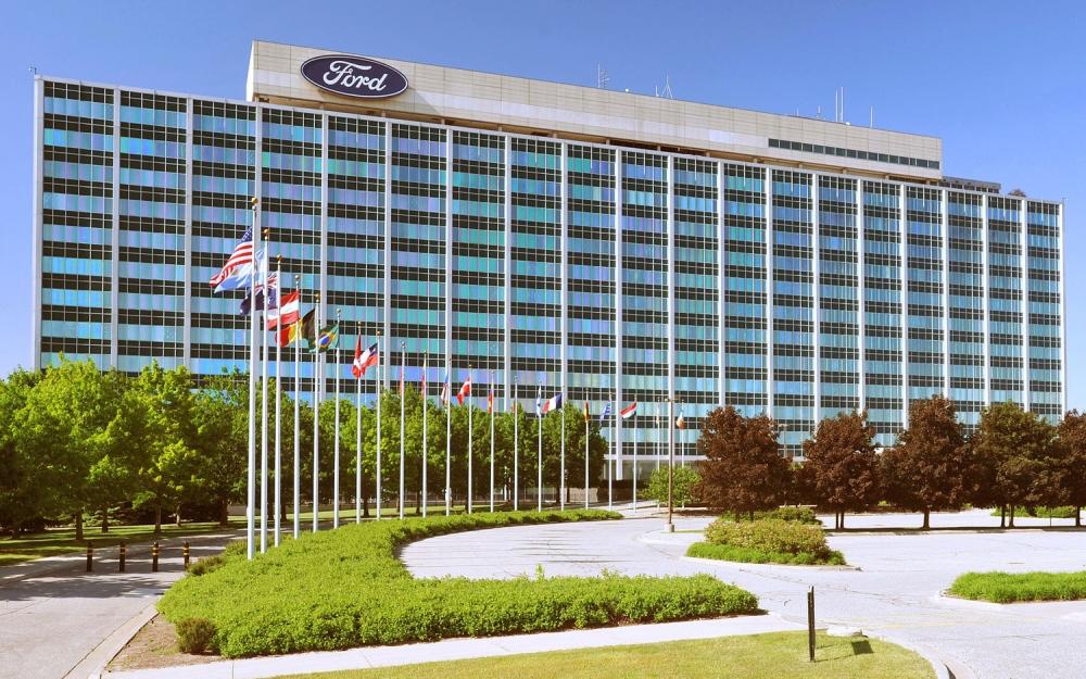 Ford Hiring 3,000 on Campus Recruitment Tour