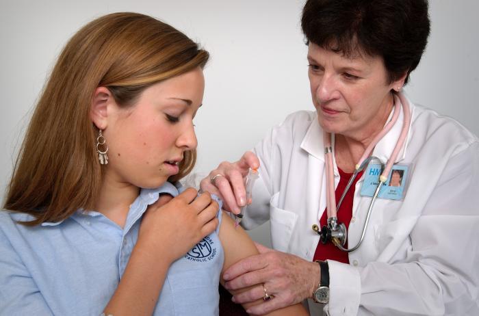 Courtesy, <a href="http://www.cdc.gov/vaccines/vpd-vac/hpv/photos.htm" target="_blank">CDC</a> Courtesy, <a href="http://www.cdc.gov/vaccines/vpd-vac/hpv/photos.htm" target="_blank">CDC</a>